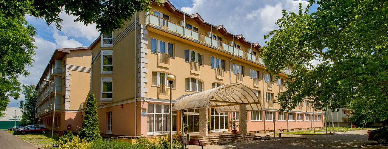 Hungarospa Thermal Hotel Hajdszoboszl - Pnksd (min. 2 j)
