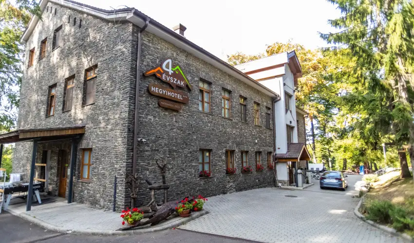 4 vszak Hegyihotel Mtrahza - Pnksd