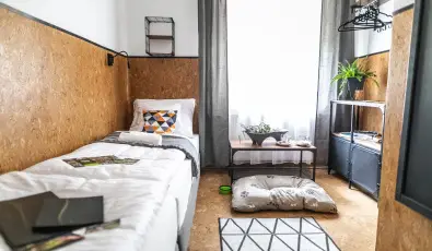 4 �vszak V�lgyhotel M�traf�red