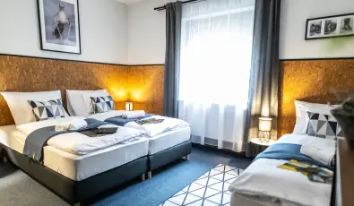 4 �vszak V�lgyhotel M�traf�red