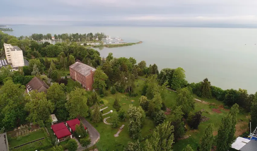 dm Apartman Balatonfldvr - Pnksd 