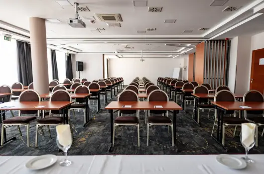 Airport Hotel Budapest - P�nk�sd