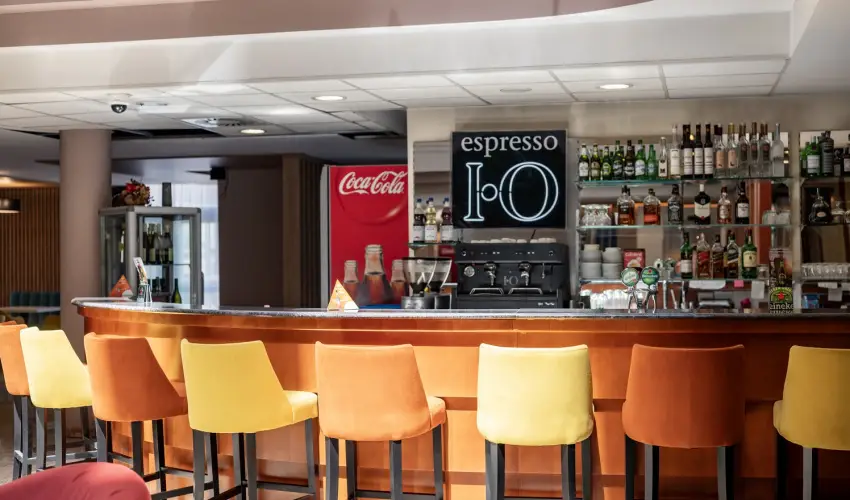 Airport Hotel Budapest Vecss - Pnksd - teljes elrefizetssel (min. 3 j)