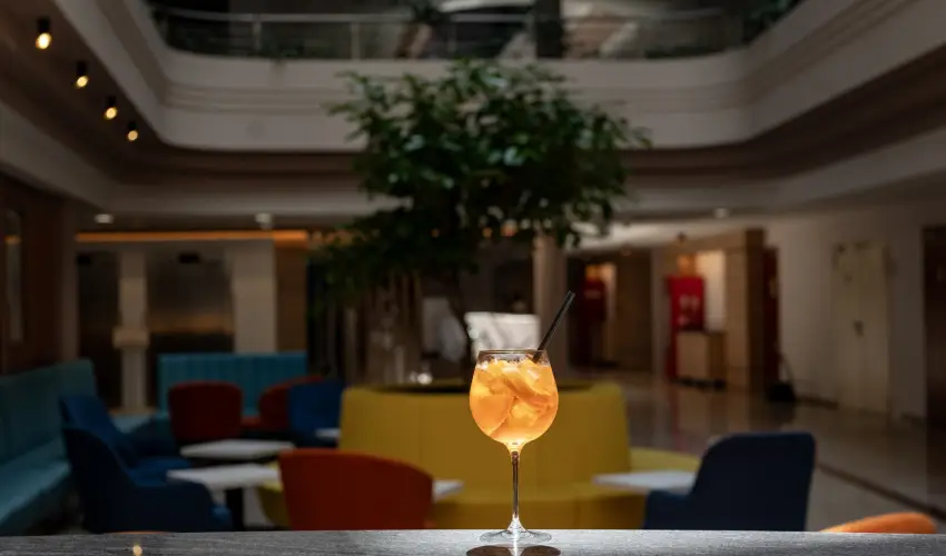 Airport Hotel Budapest Vecss - Pnksd - teljes elrefizetssel (min. 3 j)