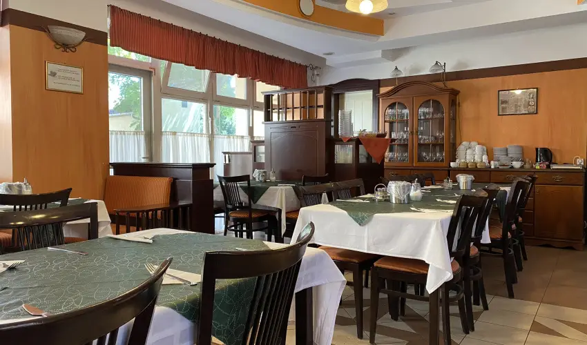 Tisza Alfa Hotel Szeged - Pnksd 