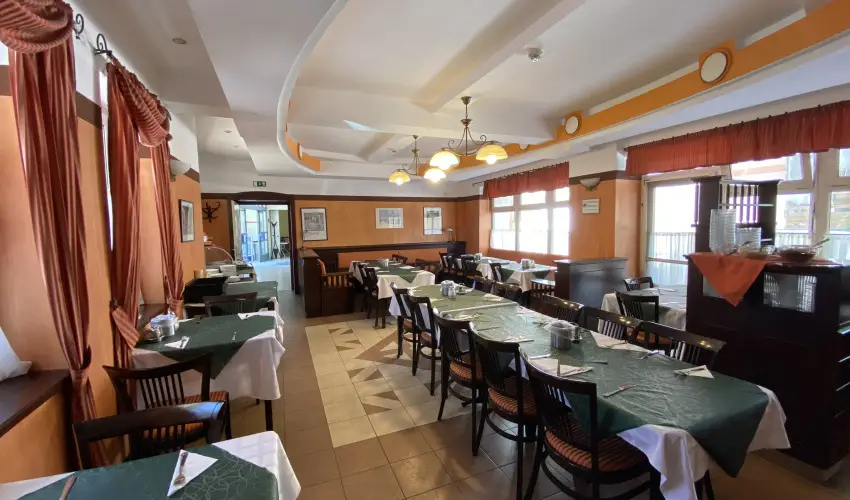 Tisza Alfa Hotel Szeged - Pnksd 