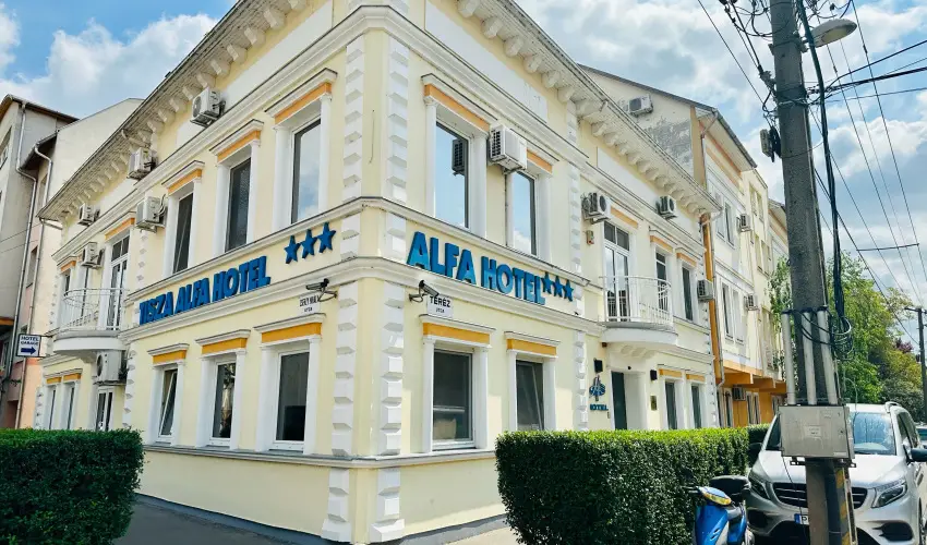 Tisza Alfa Hotel Szeged - Pnksd 