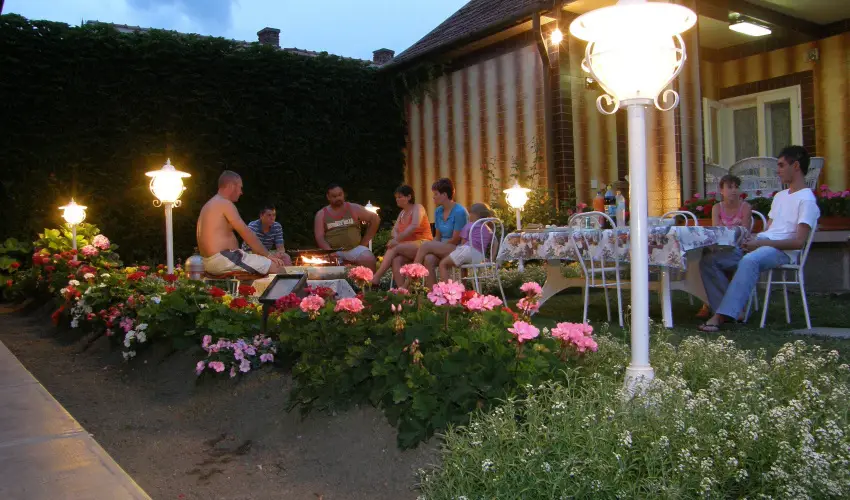 Am�lia Apartman Gyula - P�nk�sd (min. 2 �j)