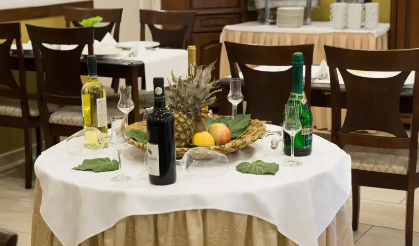 Ambrzia Szllshely s tterem Miskolctapolca - Pnksd (min. 3 j)