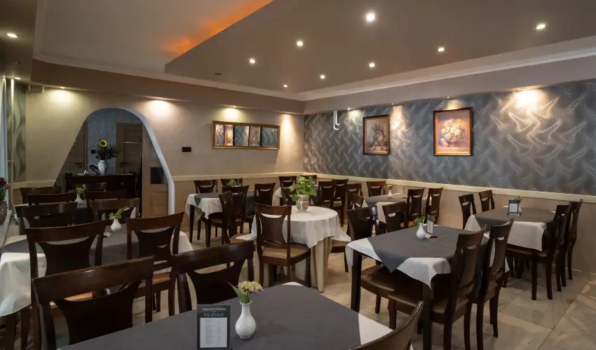 Ambrzia Szllshely s tterem Miskolctapolca - Pnksd (min. 3 j)