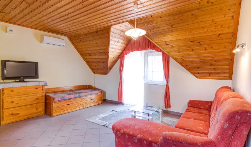 Andrea Villa Hvz - Pnksd (min. 4 j)