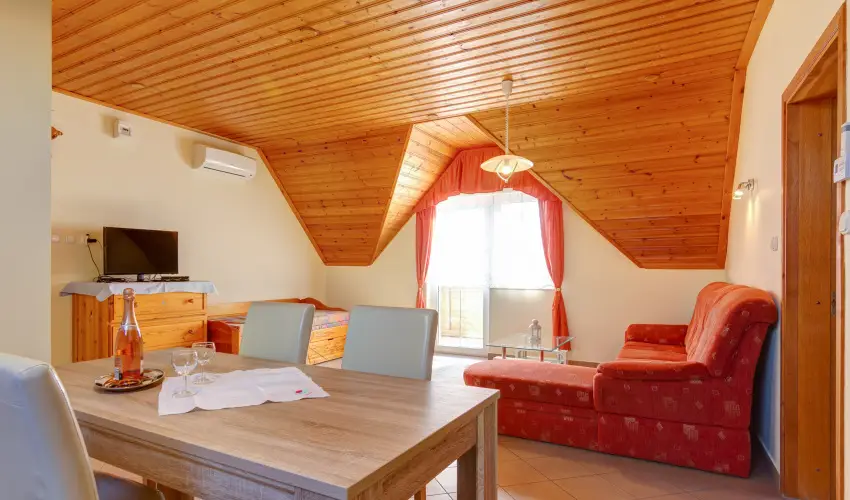 Andrea Villa Hvz - Pnksd (min. 4 j)