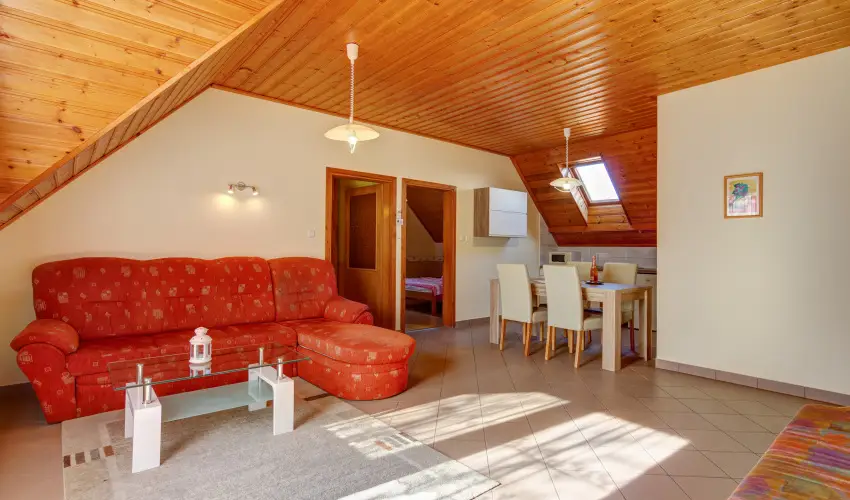 Andrea Villa Hvz - Pnksd (min. 4 j)