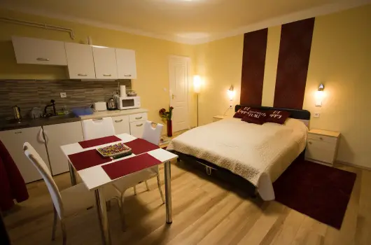 Angyal Apartman - Pnksd (min. 3 j)