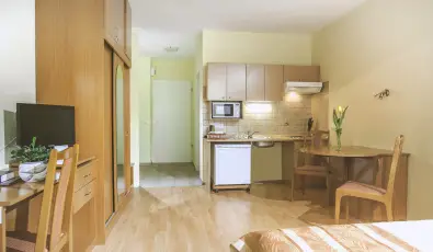 Apartman Hotel Bk, Bkfrd