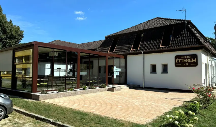 Apartman Hotel B�k, B�kf�rd� - P�nk�sd 