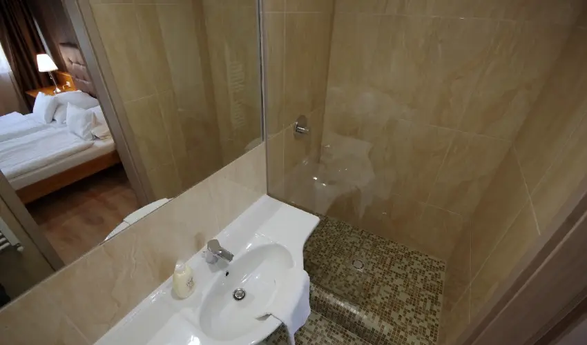 Aqua Hotel Gyula - Pnksd (min. 2 j)