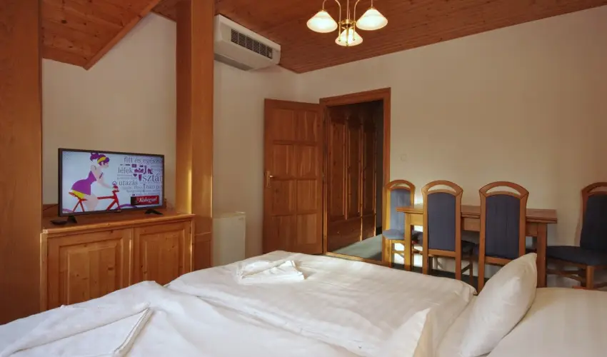 Aqua Hotel Gyula - Pnksd (min. 2 j)