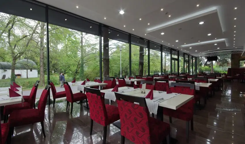 Aqua Hotel Gyula - Pnksd (min. 2 j)