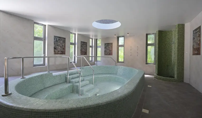 AquaMed Hotel Harkány Harkány - Pünkösd (min. 2 éj)