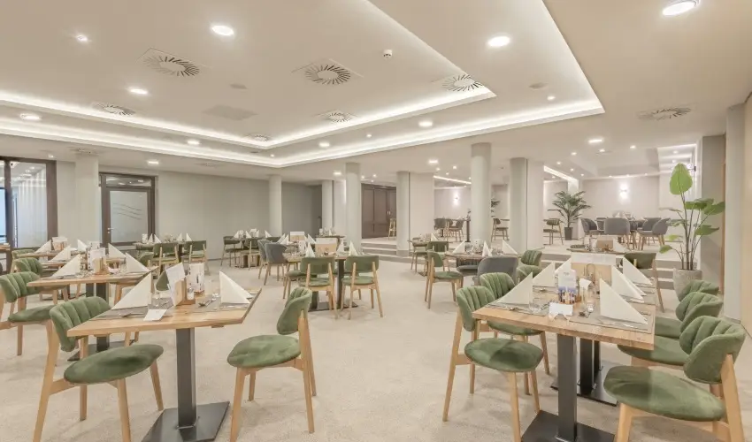 AquaMed Hotel Hark�ny - P�nk�sd