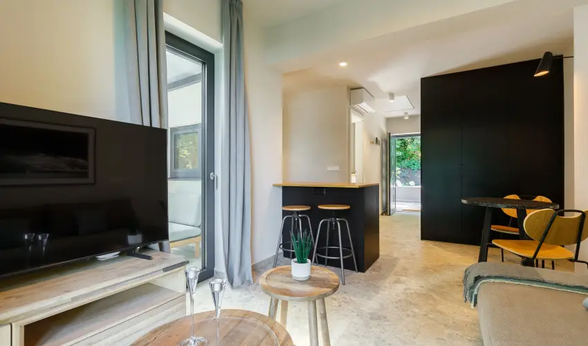 Aquilo Apartmanok Tihany - P�nk�sd (min. 2 �j)