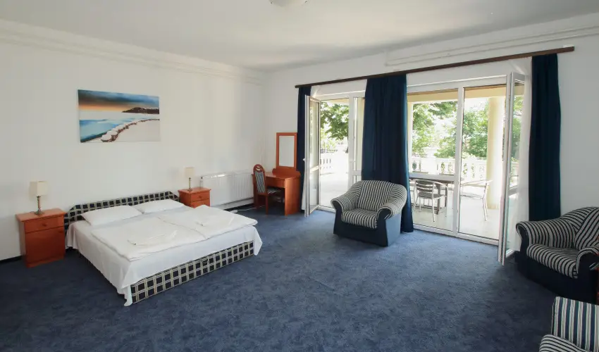 Aquilo Apartmanok Tihany - P�nk�sd (min. 2 �j)