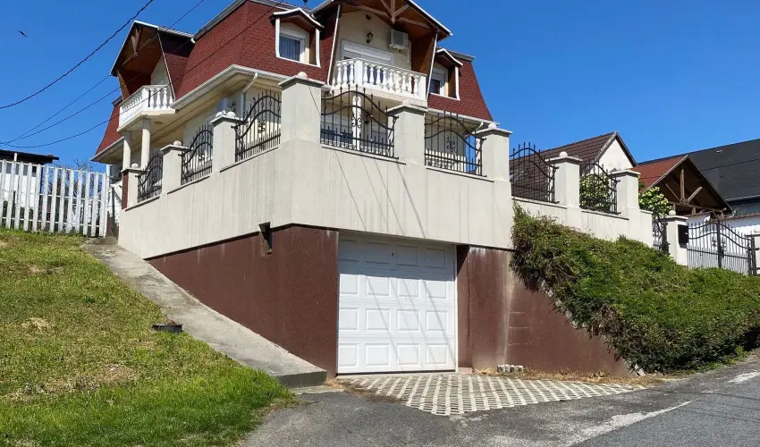 Arany Apartmanhz Zalagyngye  Zalakaros - Pnksd (min. 2 j)