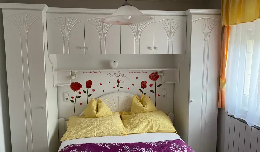 Arany Apartmanhz Zalagyngye  Zalakaros - Pnksd (min. 2 j)