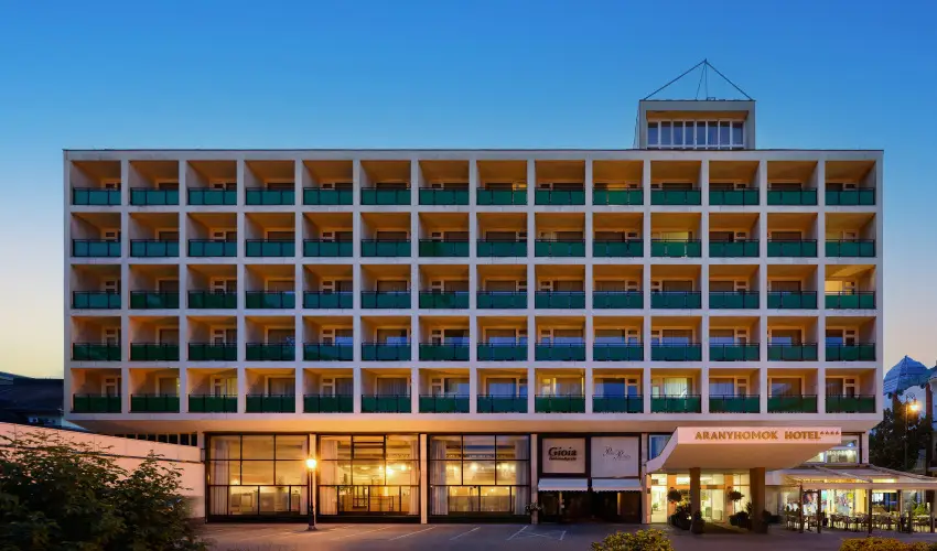 Aranyhomok Hotel Business & Relax Kecskem�t - P�nk�sd