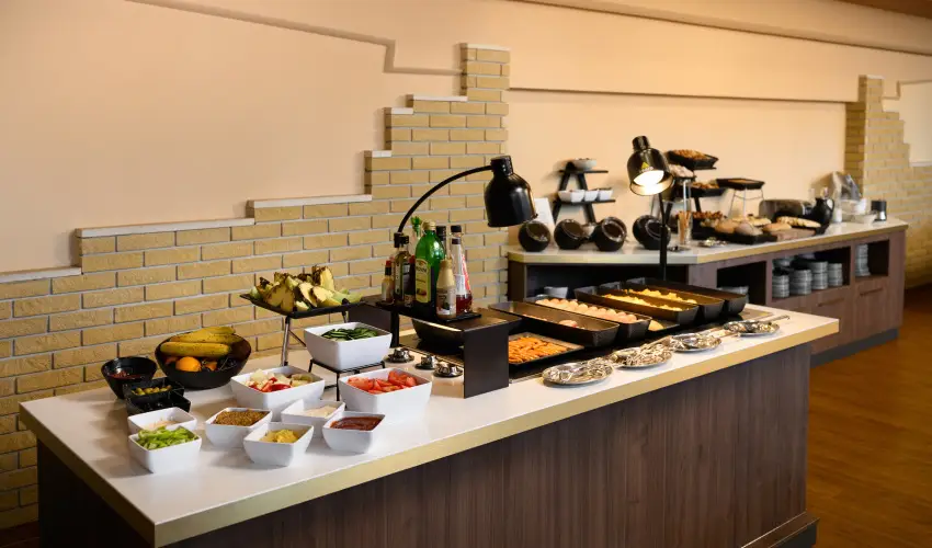 Aranyhomok Hotel Business & Relax Kecskem�t - P�nk�sd