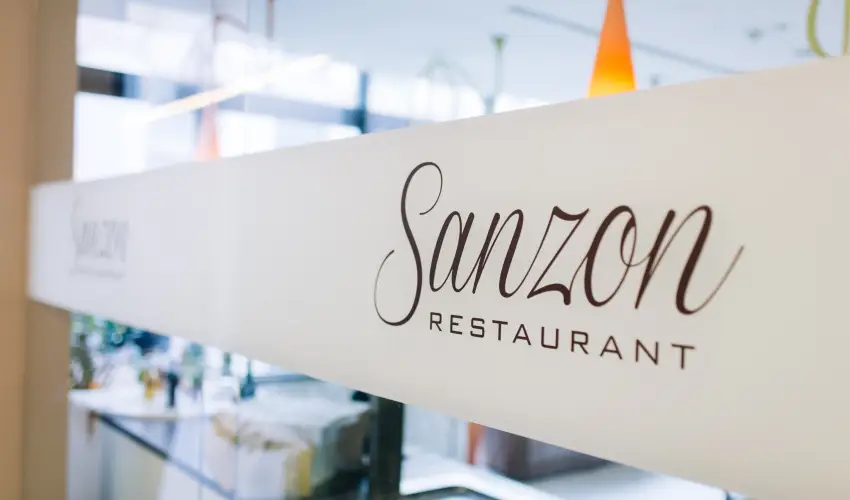 Art Hotel Szeged Szeged - Pnksd - specilis elrefizetssel