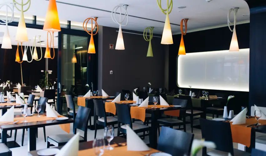 Art Hotel Szeged Szeged - Pnksd - specilis elrefizetssel