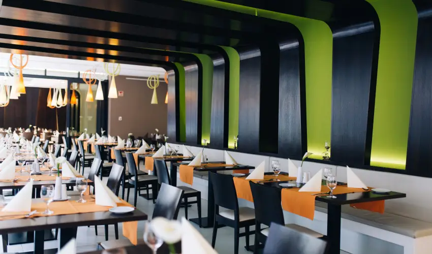 Art Hotel Szeged Szeged - Pnksd - specilis elrefizetssel