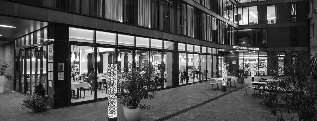 Art Hotel Szeged Szeged - Pnksd 
