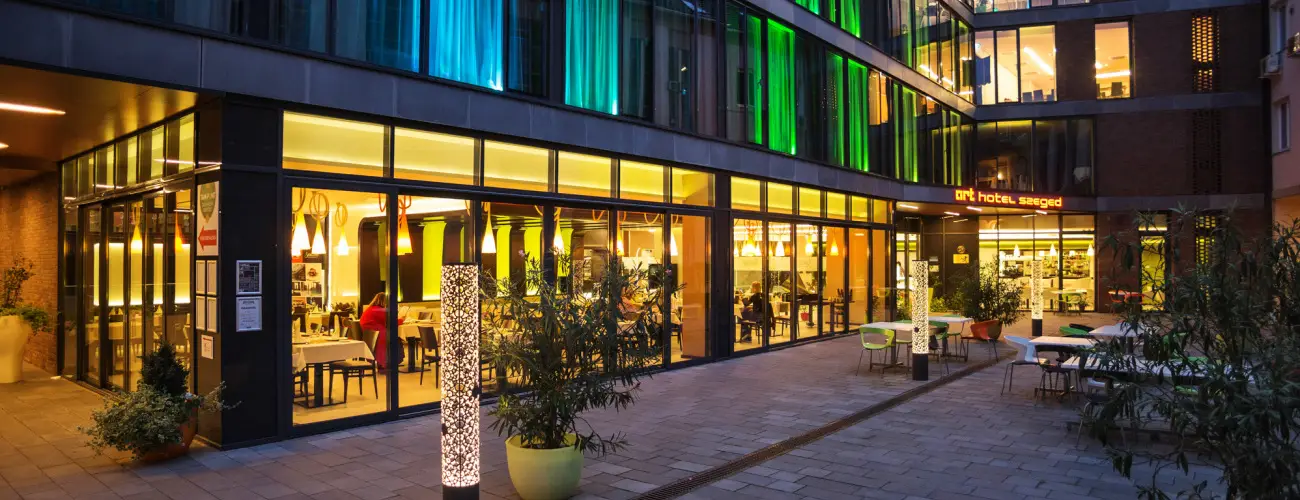 Art Hotel Szeged Szeged - Pnksd 
