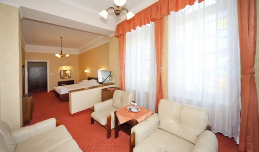 Astoria Hotel s tterem Balatonfred - Pnksd