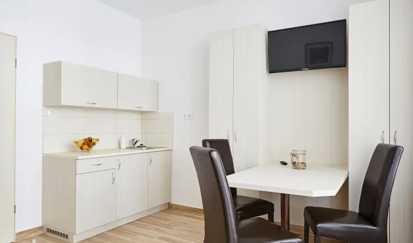 Astoria Hotel s tterem Balatonfred - Pnksd