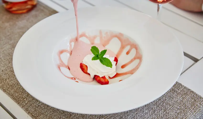 Astoria Hotel s tterem Balatonfred - Pnksd