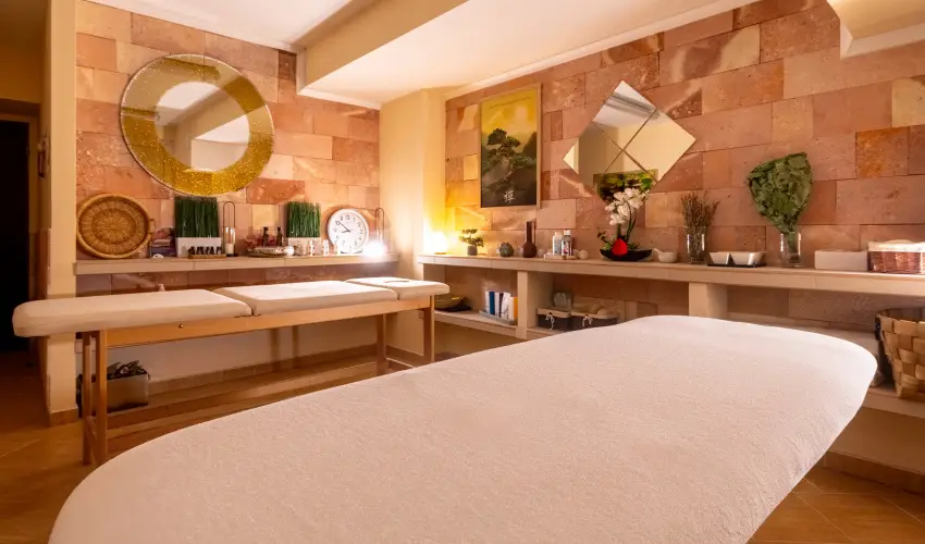 Aurora Hotel Miskolctapolca - Pnksd