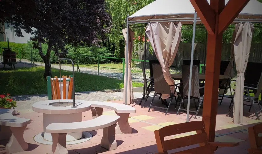 Bacchus Panzi Eger - Pnksd (min. 2 j)