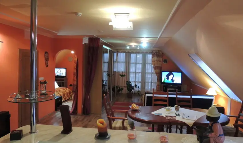 Bajor Panzi Aparthotel Bk, Bkfrd - Pnksd 