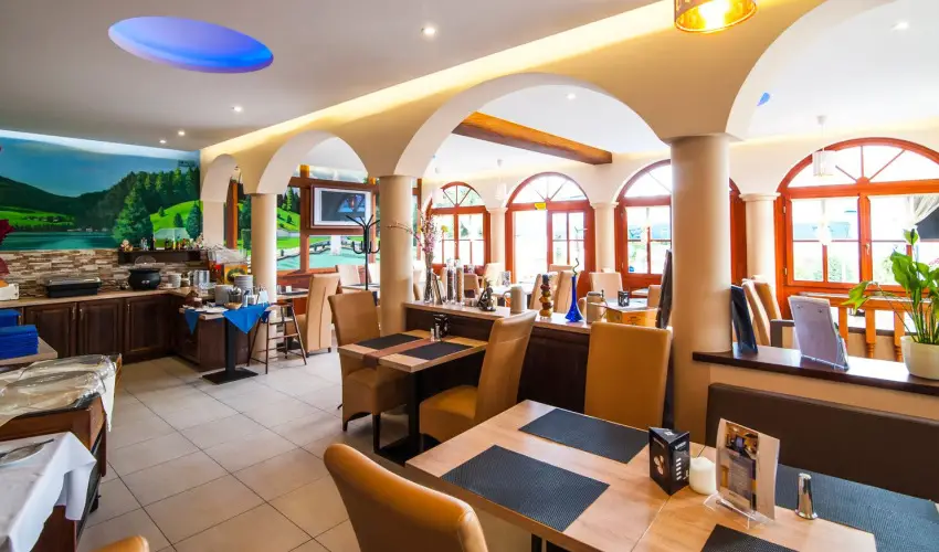 Bajor Panzi Aparthotel Bk, Bkfrd - Pnksd 