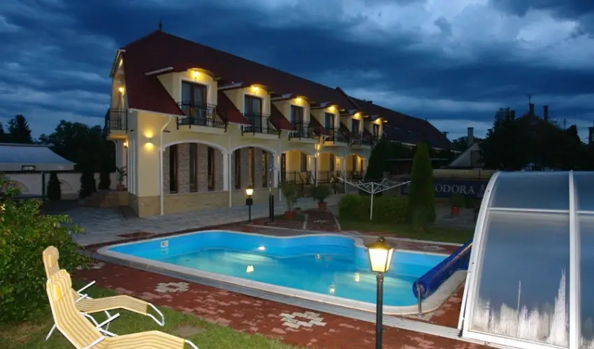 Bajor Panzi Aparthotel Bk, Bkfrd - Pnksd 