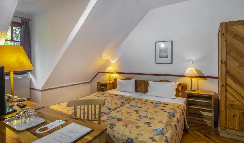 Hotel Bakony Bakonybl - Pnksd (min. 2 j)