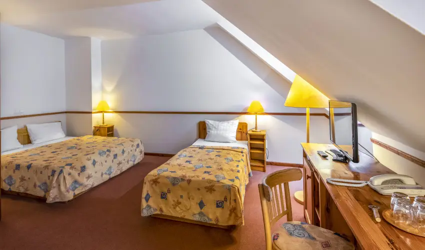 Hotel Bakony Bakonybl - Pnksd (min. 2 j)