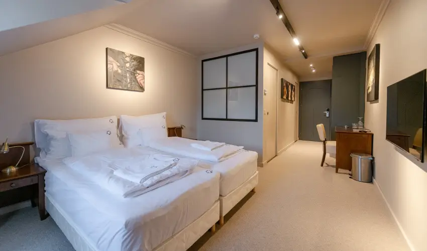 Barka Galria Hotel s tterem Tllya - Pnksd