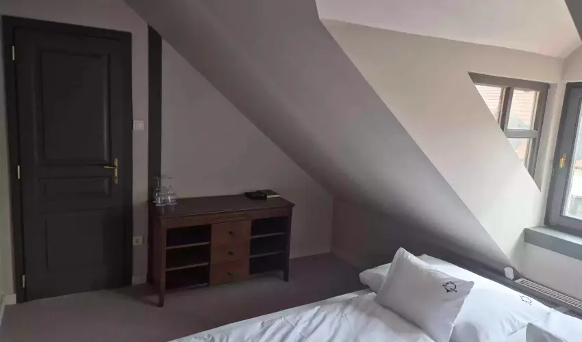 Barka Galria Hotel s tterem Tllya - Pnksd