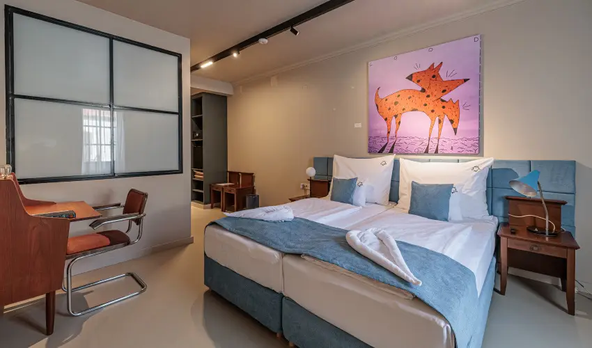 Barka Galria Hotel s tterem Tllya - Pnksd