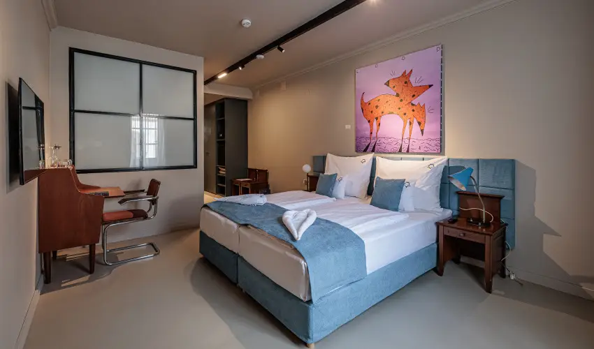 Barka Galria Hotel s tterem Tllya - Pnksd